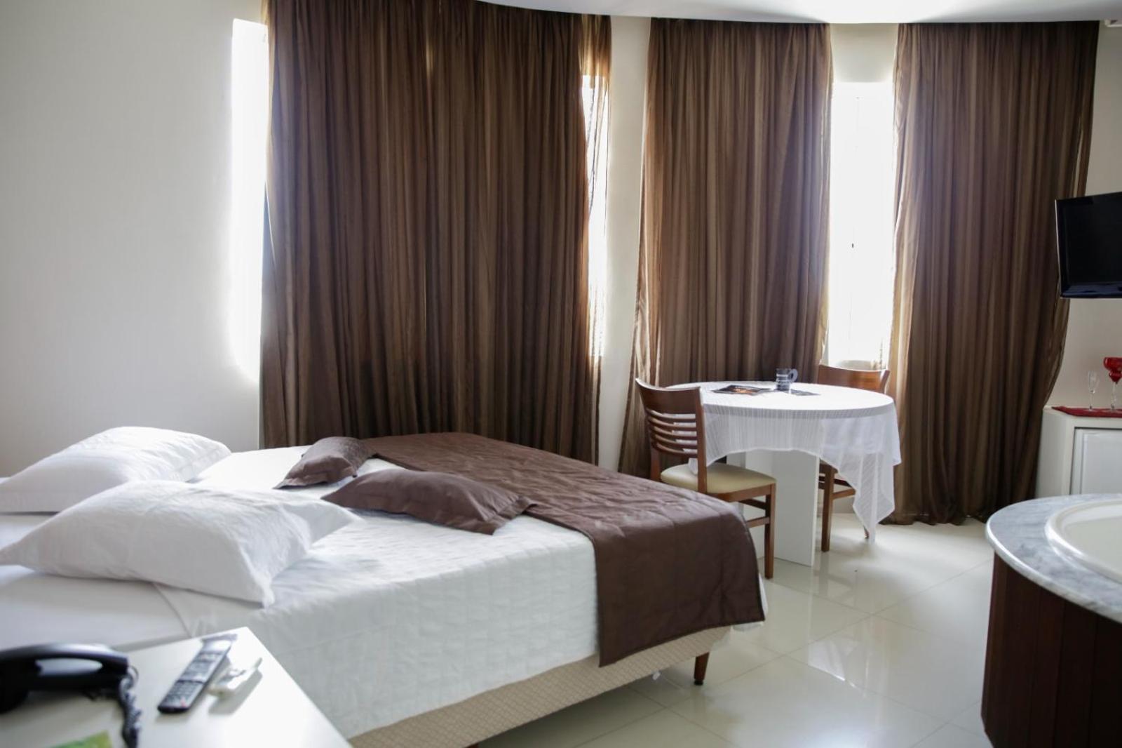 Hotel Emacite Flex Mafra Eksteriør bilde